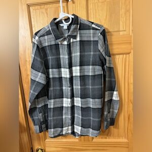 Ladies button up shirt size large